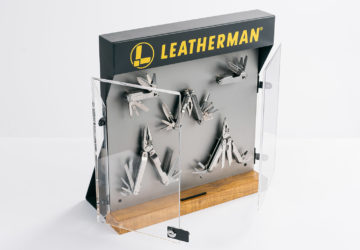 Leatherman locking countertop display case